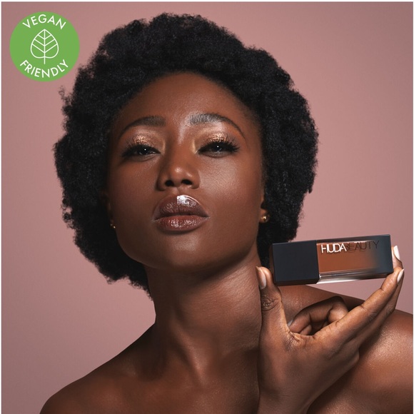 NEW! HUDA BEAUTY #FauxFilter Luminous Matte Foundation HOT FUDGE 550R - Picture 2 of 6